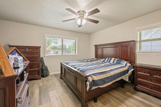 1208 Broadmoor Drive, Bryan, TX 77802