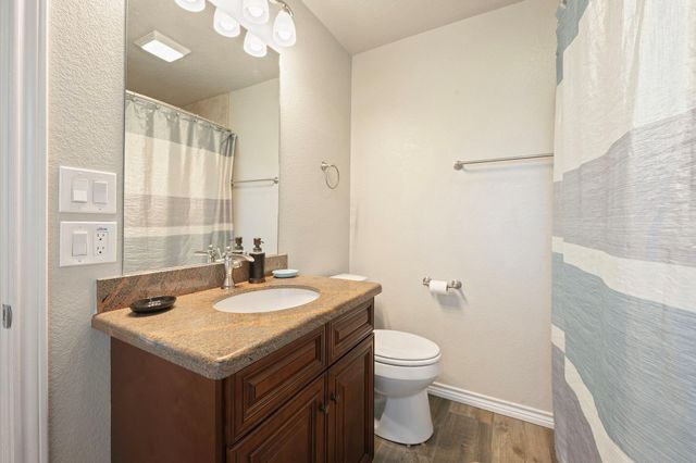 1208 Broadmoor Drive, Bryan, TX 77802