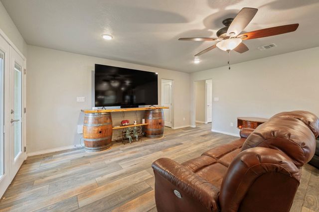 1208 Broadmoor Drive, Bryan, TX 77802