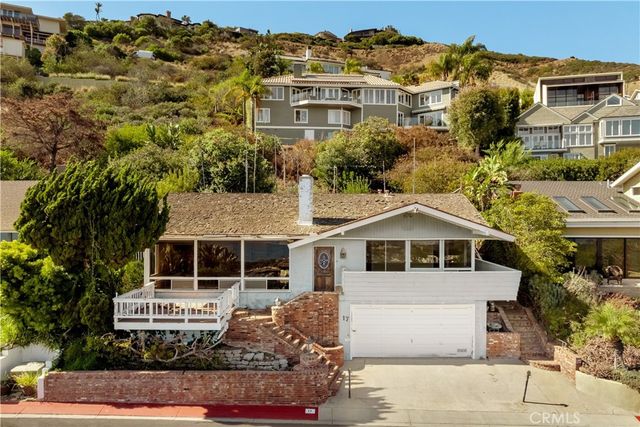 17 N Vista De La Luna, Laguna Beach, CA 92651