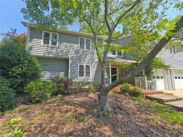 3443 Scarsborough Drive, Winston-salem, NC 27104