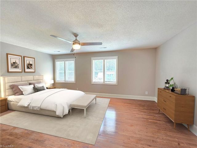 3443 Scarsborough Drive, Winston-salem, NC 27104