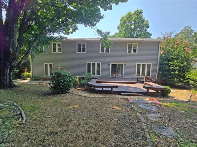 3443 Scarsborough Drive, Winston-salem, NC 27104