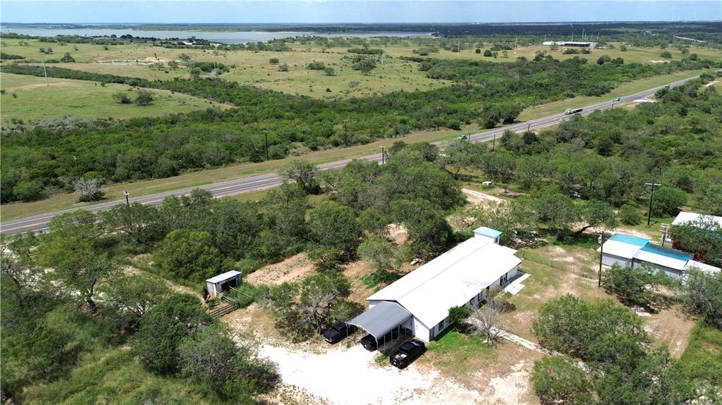 12318 Highway 359, Sandia, TX 78383