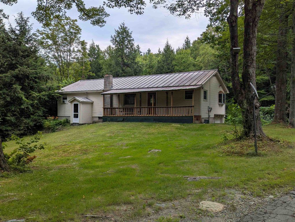 281 Connecticut Heights Road, Charlestown, NH 03603