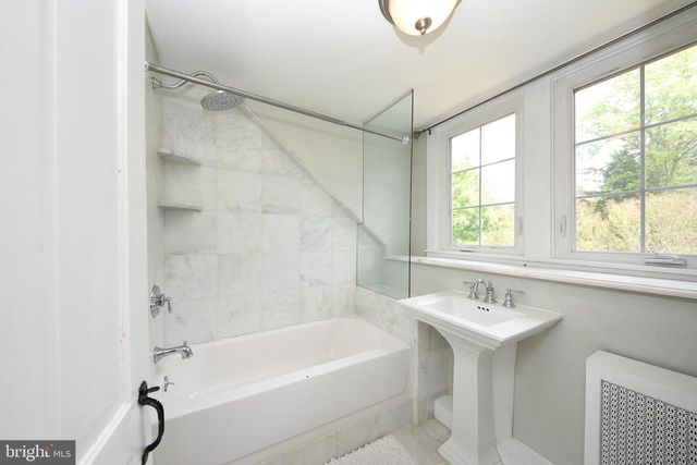 966 PAIGE CT, Feasterville Trevose, PA 19053