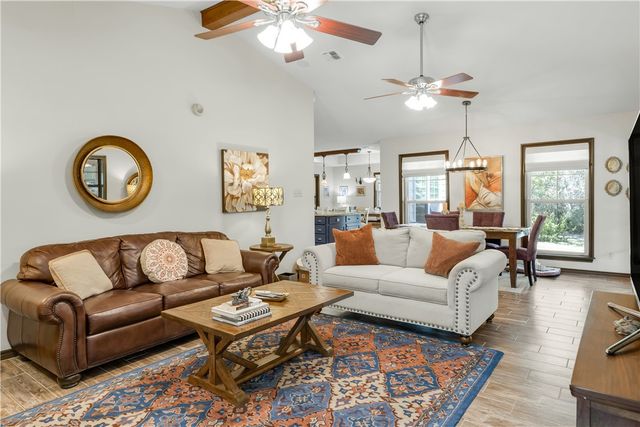 5680 Pratt Road, College Station, TX 77845