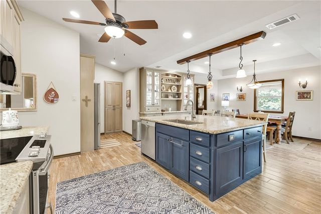 5680 Pratt Road, College Station, TX 77845