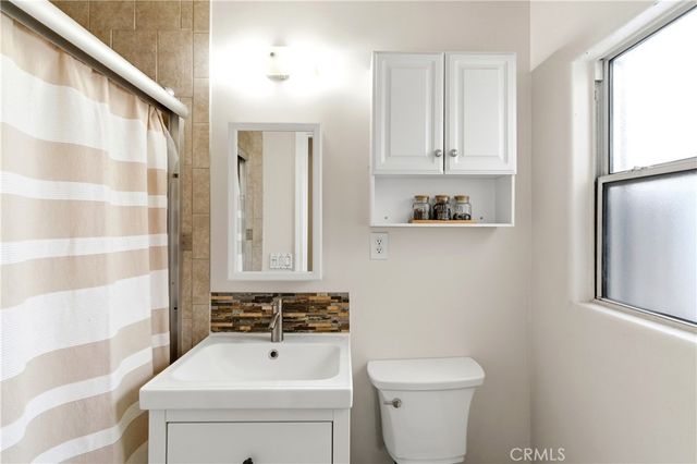 10731 Wright, South Gate, CA 90280