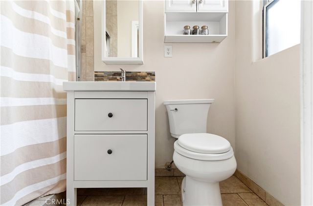 10731 Wright, South Gate, CA 90280