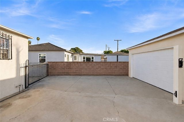 10731 Wright, South Gate, CA 90280