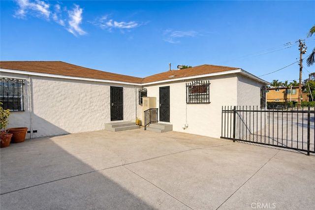 10731 Wright, South Gate, CA 90280