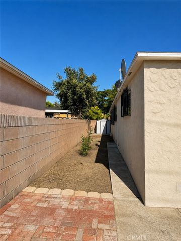 10731 Wright, South Gate, CA 90280