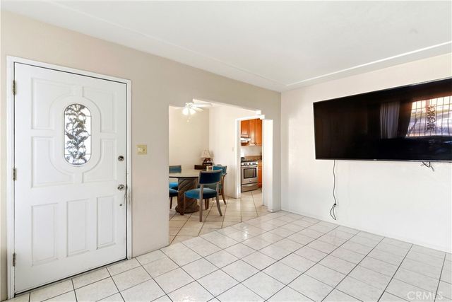 10731 Wright, South Gate, CA 90280