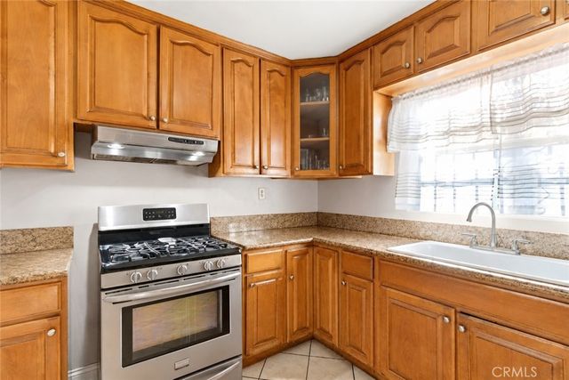 10731 Wright, South Gate, CA 90280