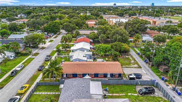 2223 Liberty St, Hollywood, FL 33020