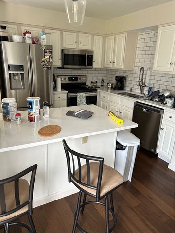 4 Hemingway St, Shadyside, PA 15213