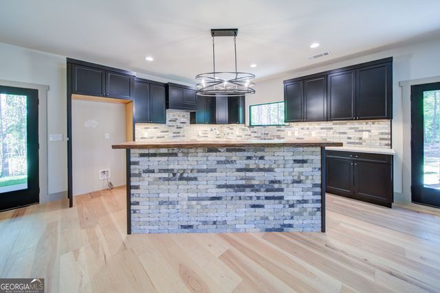 35 Melody Lane, Dawsonville, GA 30534