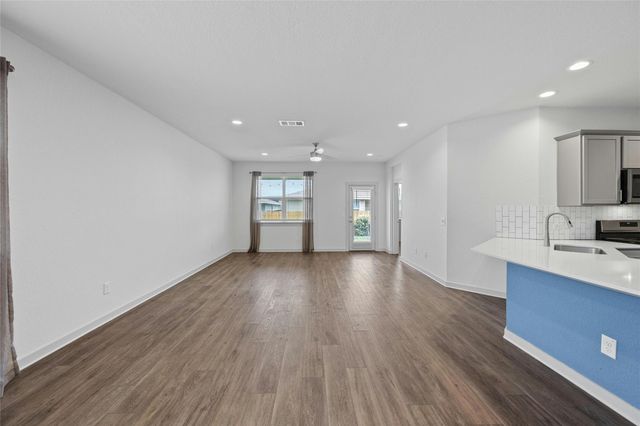 141 Parryi CV, Leander, TX 78641