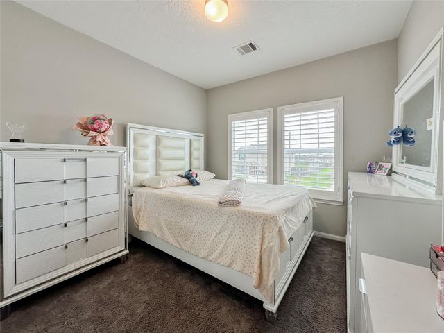 727 Road 5105, Cleveland, TX 77327