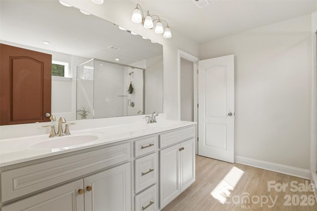 11511 Oakhampton Way, Matthews, NC 28105