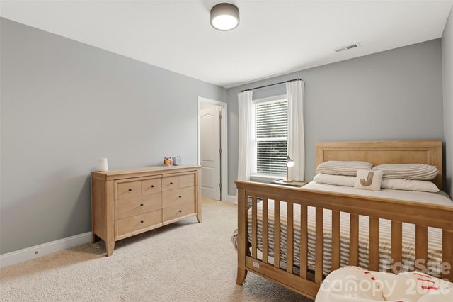11511 Oakhampton Way, Matthews, NC 28105