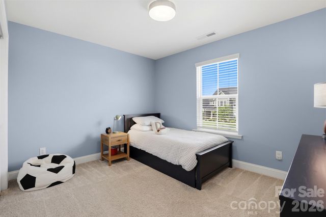 11511 Oakhampton Way, Matthews, NC 28105