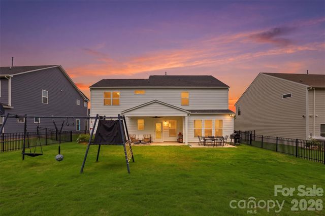 11511 Oakhampton Way, Matthews, NC 28105