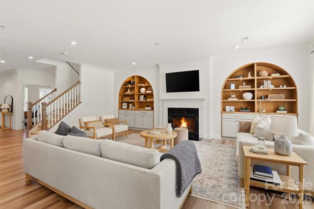 11511 Oakhampton Way, Matthews, NC 28105