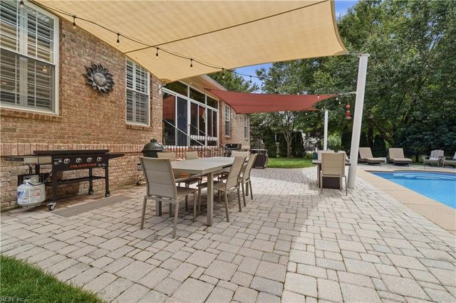 2621 Bombay LNDG, Virginia Beach, VA 23456