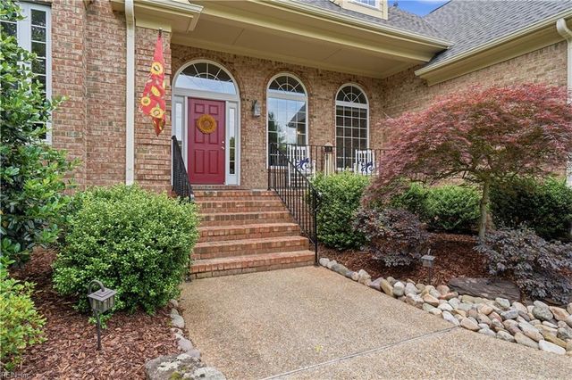 2621 Bombay LNDG, Virginia Beach, VA 23456
