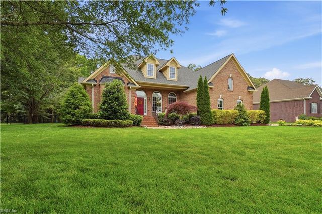 2621 Bombay LNDG, Virginia Beach, VA 23456