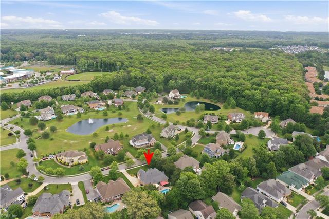 2621 Bombay LNDG, Virginia Beach, VA 23456