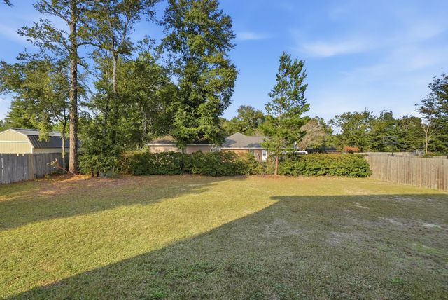 69 Windy Hill Drive, Defuniak Springs, FL 32433