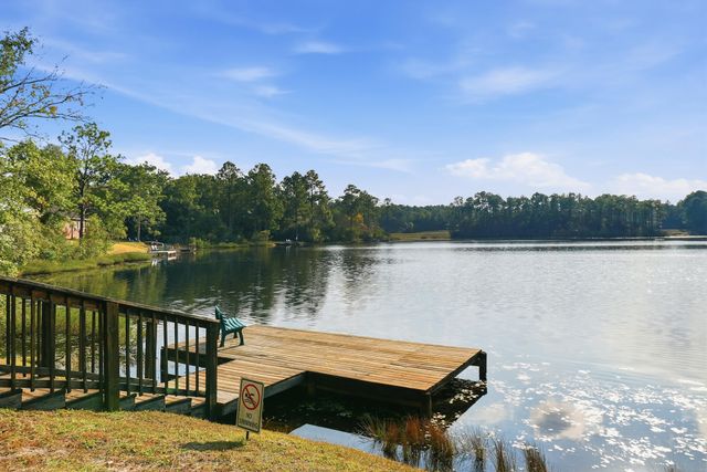 69 Windy Hill Drive, Defuniak Springs, FL 32433