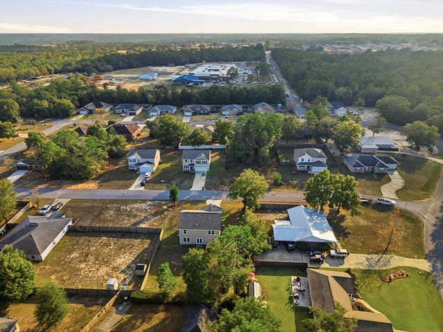 69 Windy Hill Drive, Defuniak Springs, FL 32433