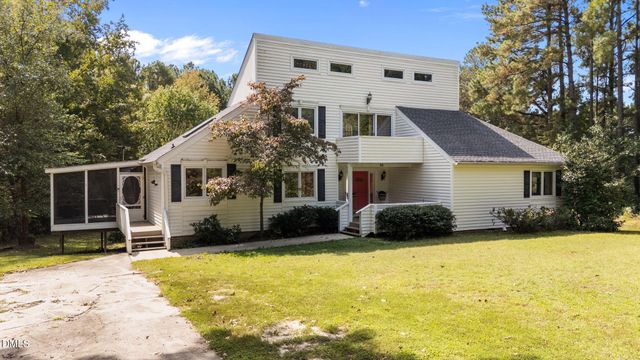 68 Kings Court, Henderson, NC 27537