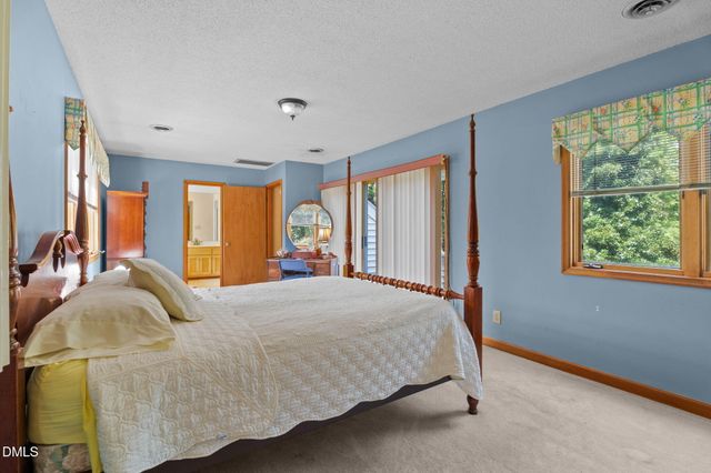 68 Kings Court, Henderson, NC 27537