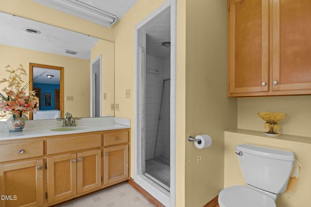 68 Kings Court, Henderson, NC 27537