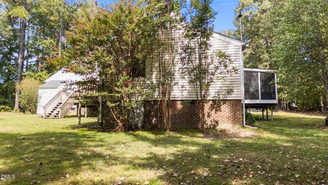 68 Kings Court, Henderson, NC 27537