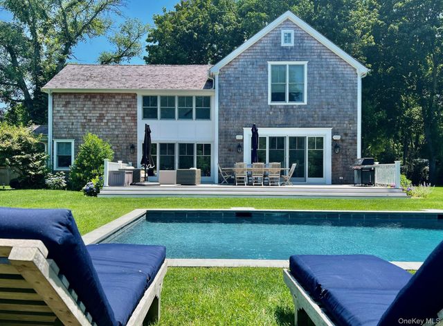 96 Miller Road, Southampton, NY 11968