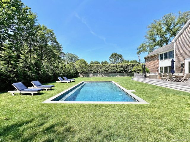 96 Miller Road, Southampton, NY 11968