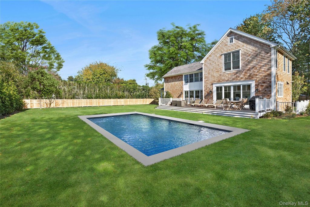 96 Miller Road, Southampton, NY 11968