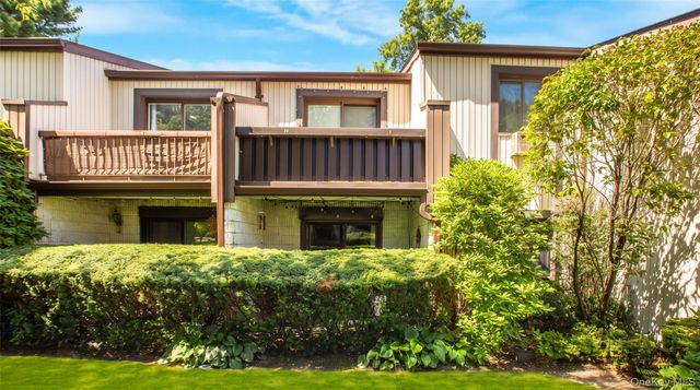 81 Richmond Boulevard 1B, Ronkonkoma, NY 11779