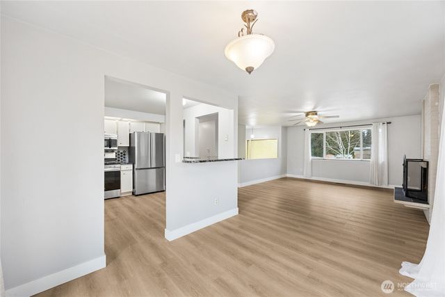 6510 102nd Street E, Puyallup, WA 98373