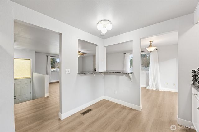 6510 102nd Street E, Puyallup, WA 98373