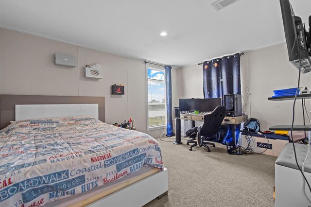 480 Grandpa RD, Lockhart, TX 78644