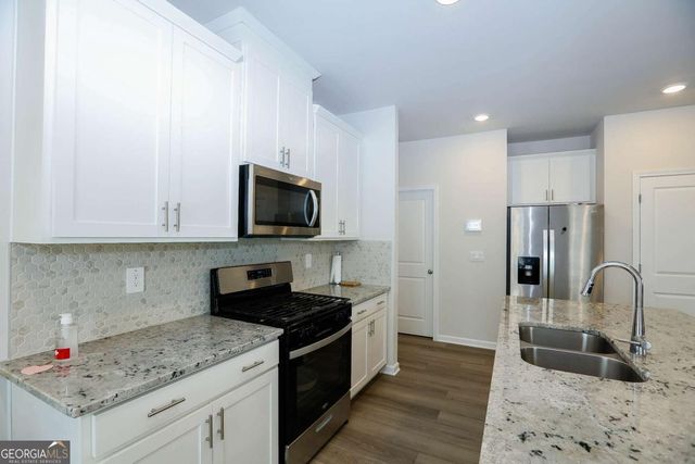 4548 Red Lion Place, Lawrenceville, GA 30044