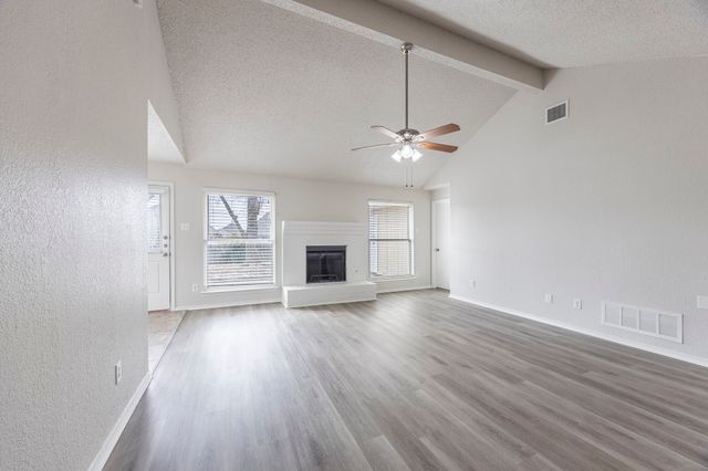 2201 Rockbluff Drive, Rowlett, TX 75088