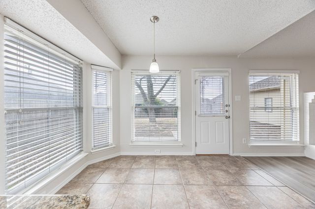 2201 Rockbluff Drive, Rowlett, TX 75088